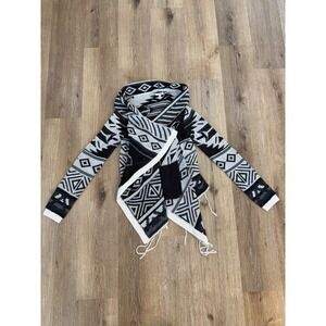 Bongo‎ Cardigan Sweater Womens Medium Black White Tribal Hooded Fringe Excellent